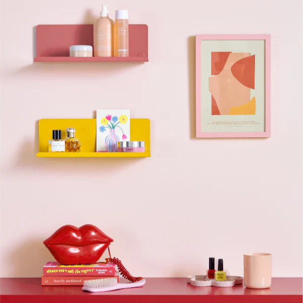Berry pink shelf