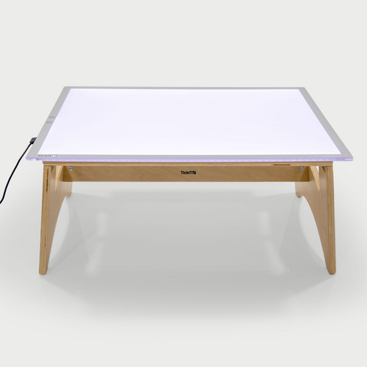 Light panel on stand