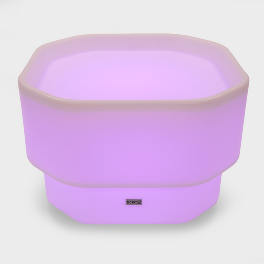 Mini tuff table